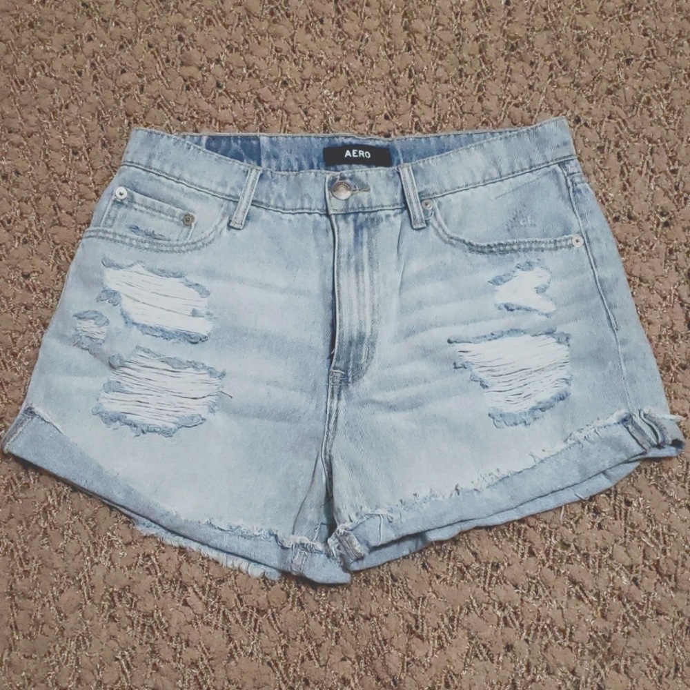 Aero mom short